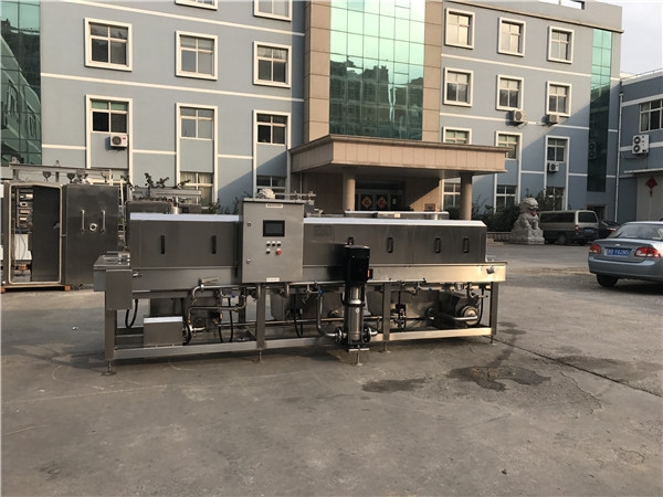 塑料筐清洗機客戶，塑料筐清洗機客戶案例，哪些客戶在用洗箱機，環(huán)速的洗箱機客戶
